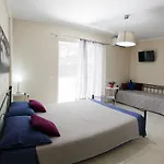 شقة Lalezas تولو