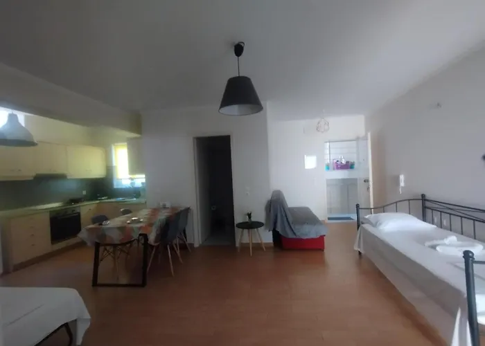 Lalezas * טולון